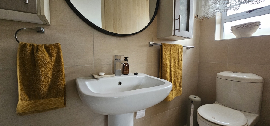 4 Bedroom Property for Sale in Country Club Western Cape